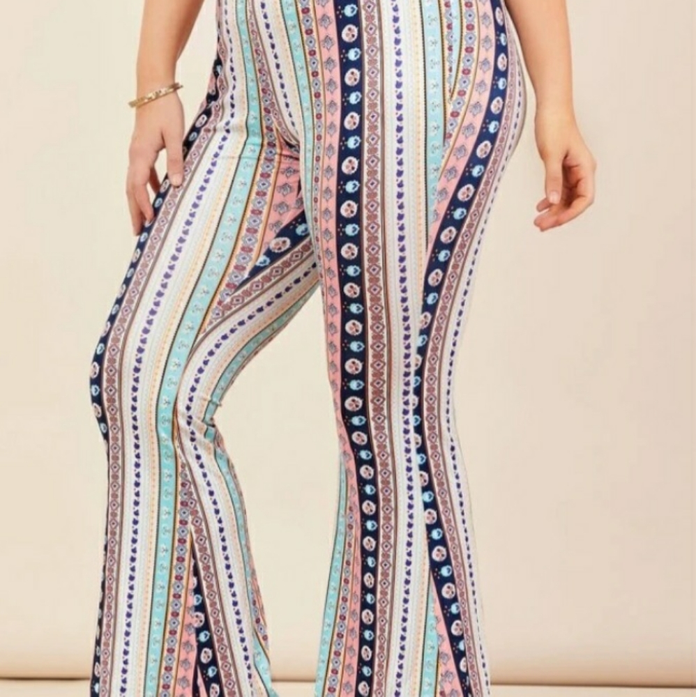🎀Bohemian Flare Pants🎀 - Picture 2 of 4
